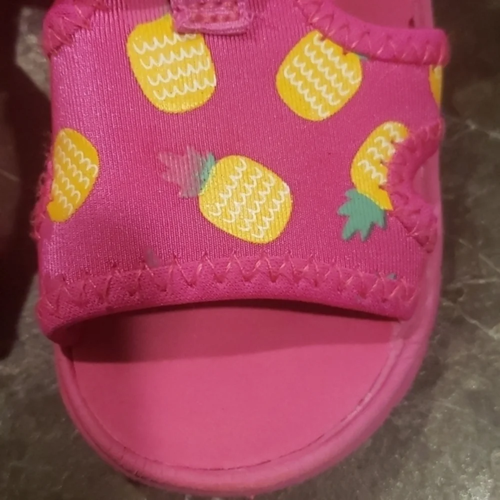 Cat & Jack Toddler Baby‎ Girls Pink Florida Pineapple Hook & Loop Sandals Size 5